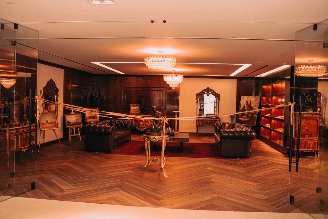 Exhibitions archival image 10